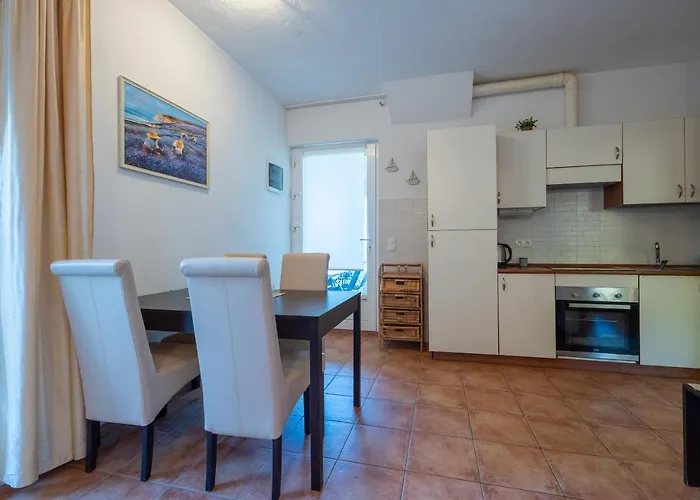 Apartments Ena